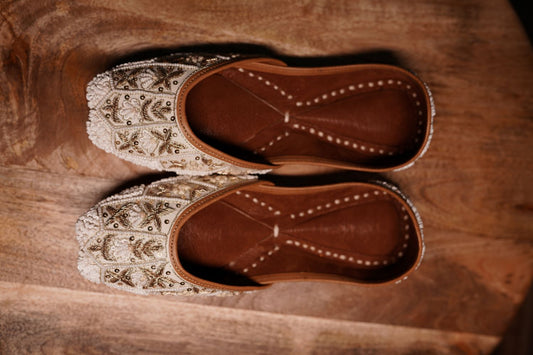 Pearl Ivory Bridal Juttis