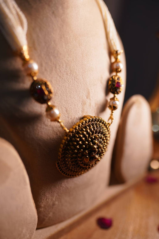 Yadi Pearl Ruby Mala