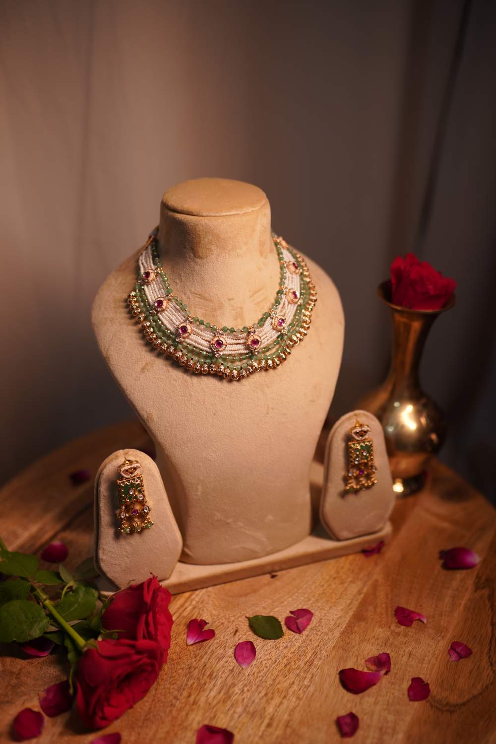 Yadi Pearl Gemstone Necklace Set