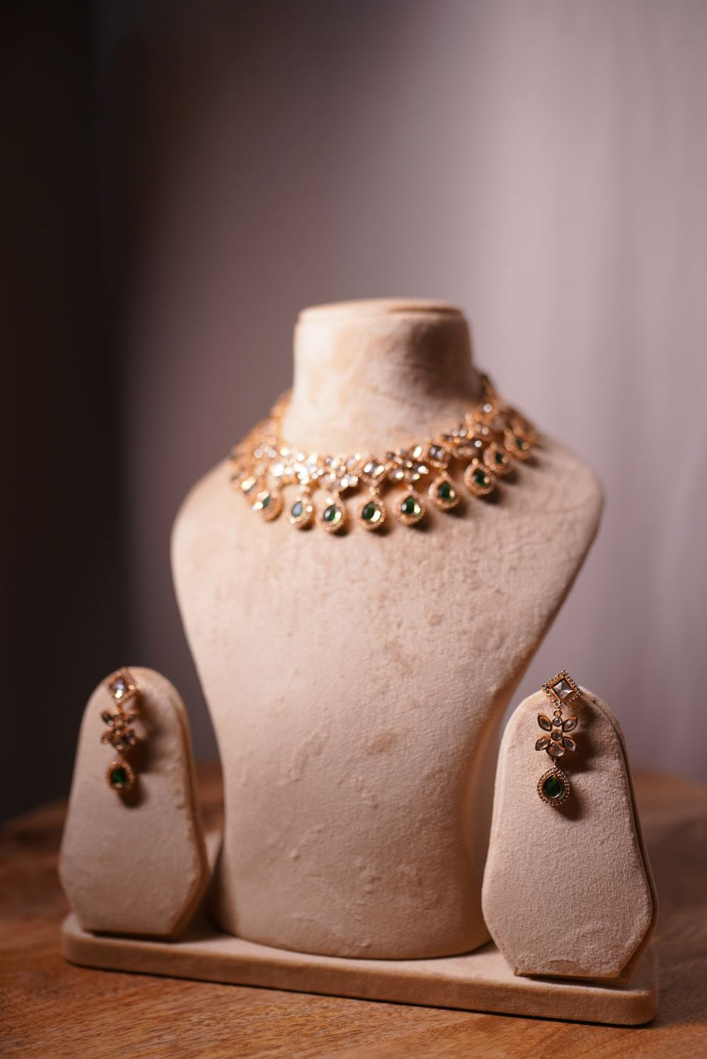 Emerald Kundan Necklace