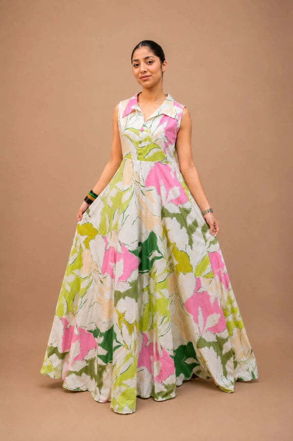 Aira Botanical Mist Gown