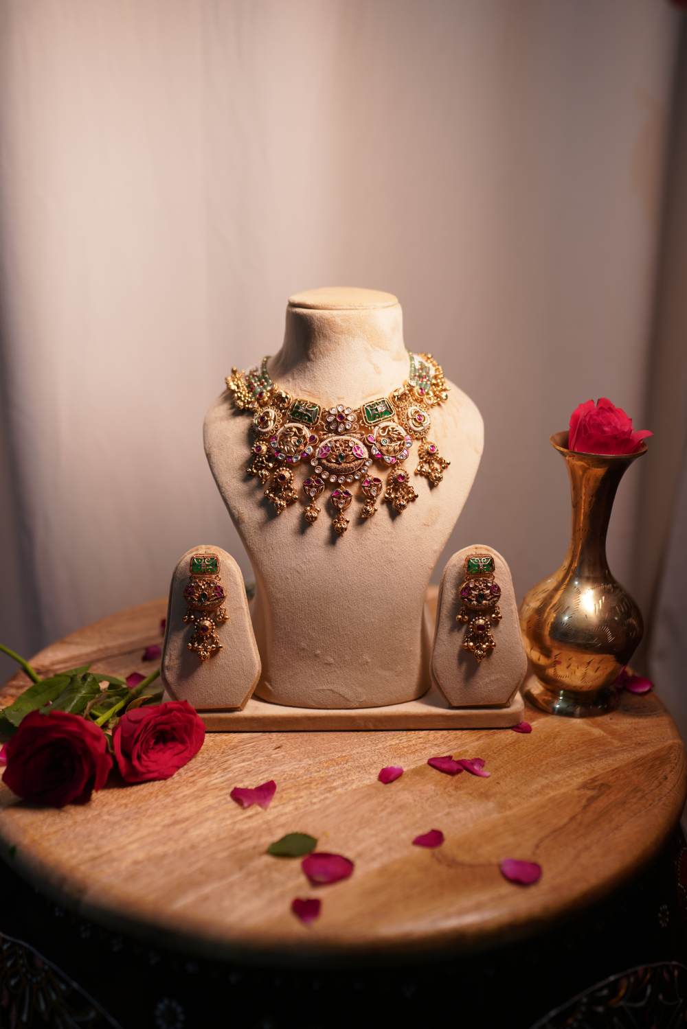 Antique gold temple jewellery choker necklace set