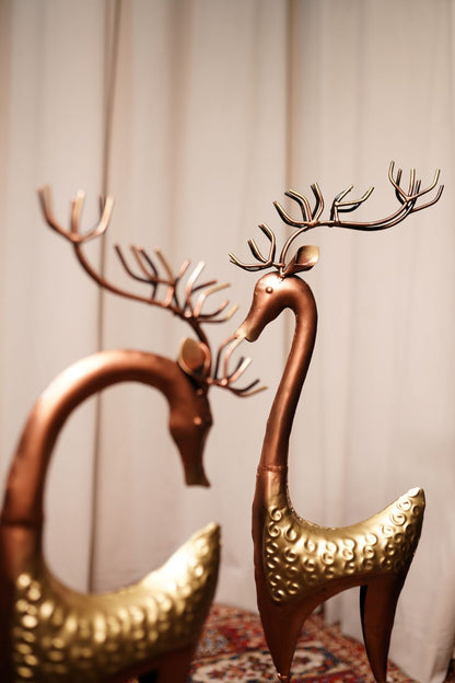 Metal Deer Set Of Two Showpiece