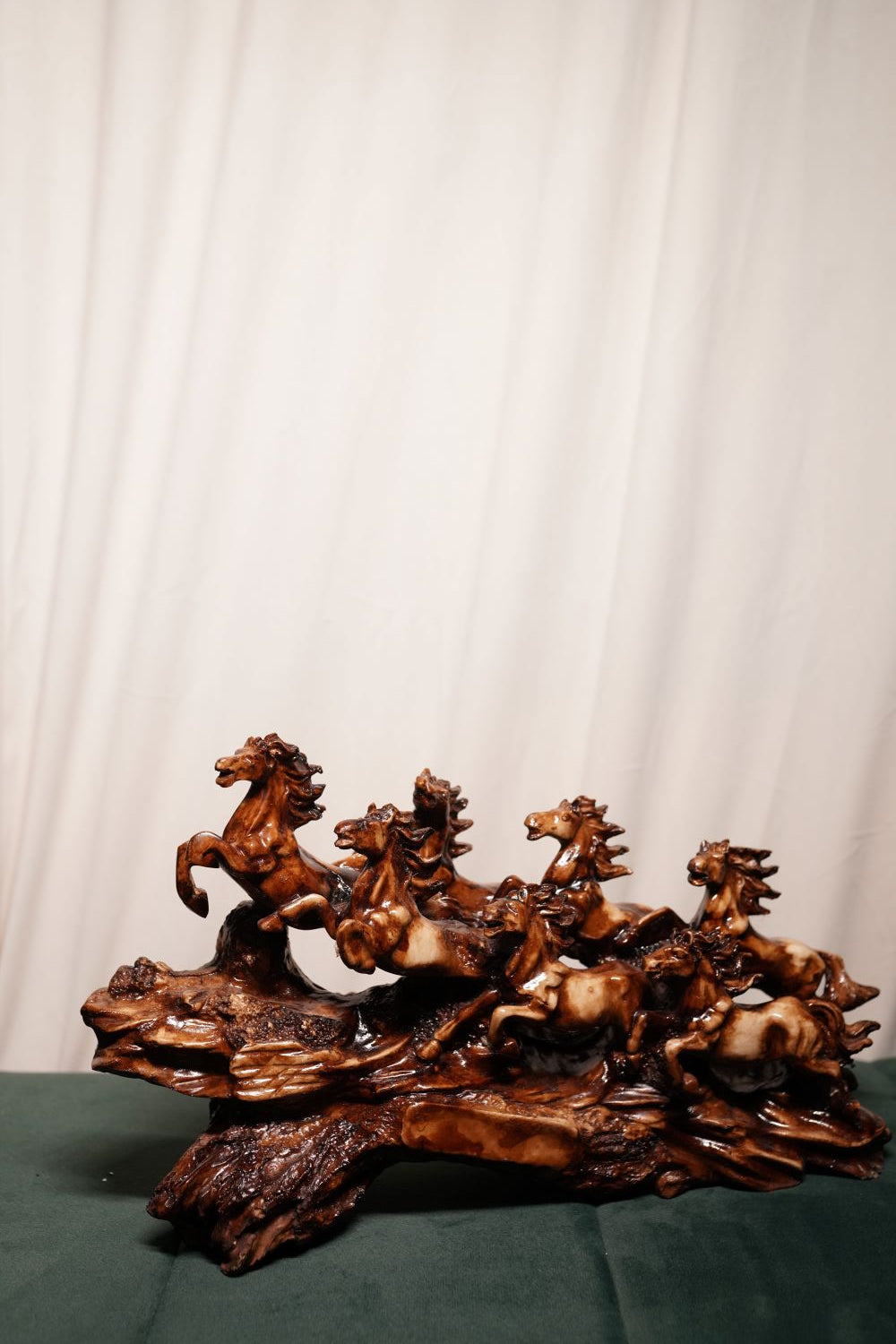 Brown Seven Horses Table Decor Showpiece