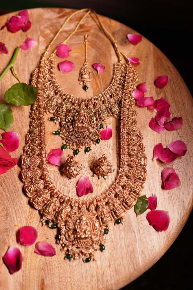 Handcrafted Temple Bridal Set