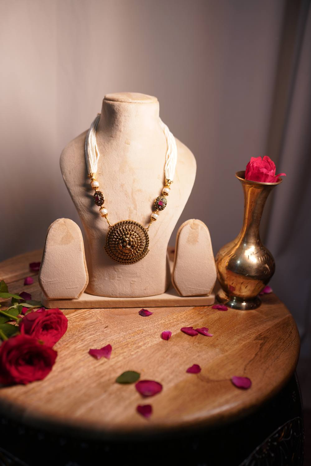 Yadi Pearl Ruby Mala