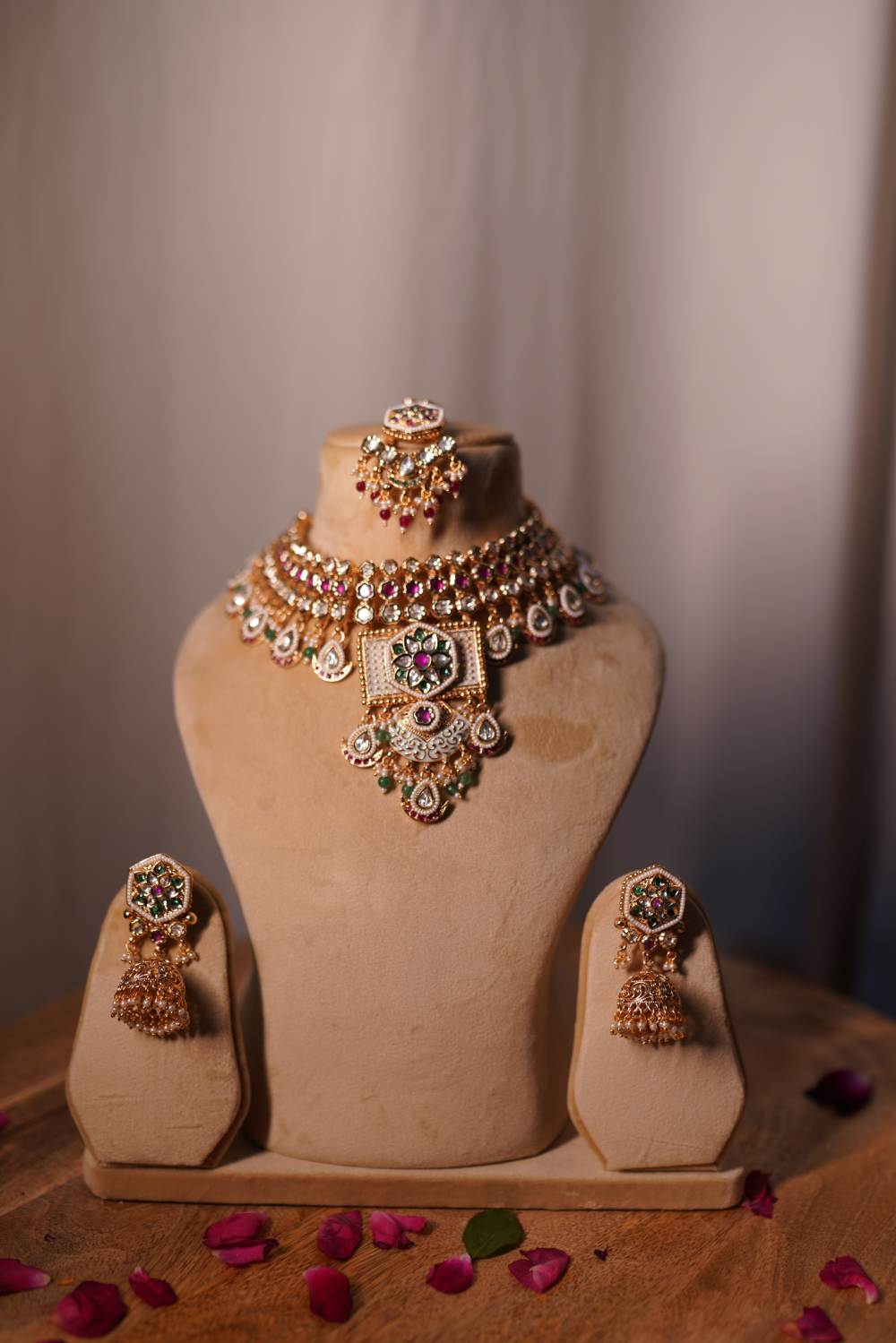 Kundan Choker Necklace