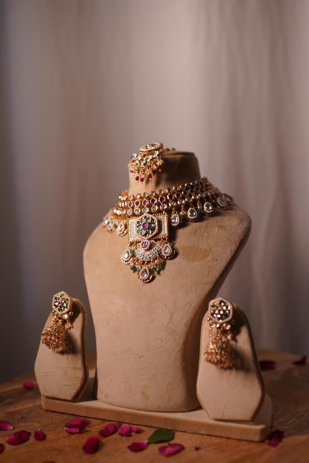 Kundan Choker Necklace