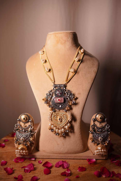 Motif Dual-Tone Necklace