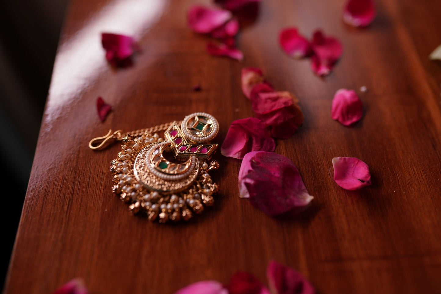 Premium Antique Gold Maang Tikka