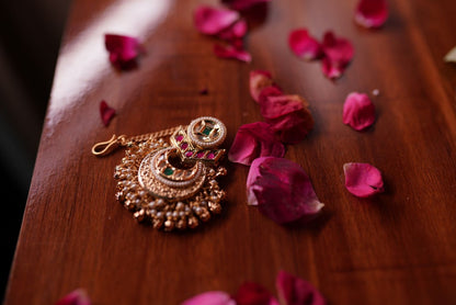 Premium Antique Gold Maang Tikka