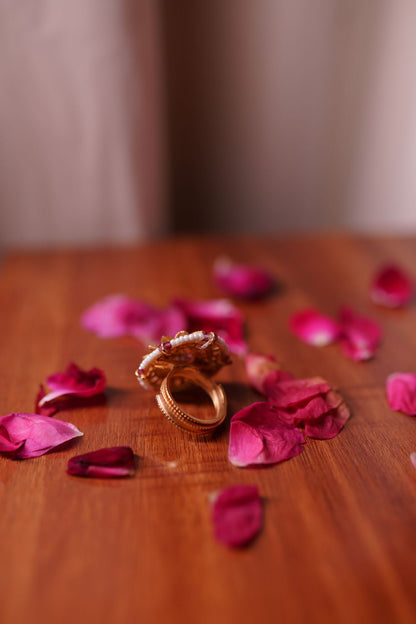 Traditional Kundan Floral Ring