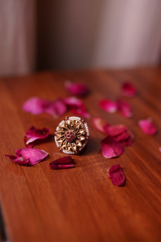 Traditional Kundan floral ring with stone accents