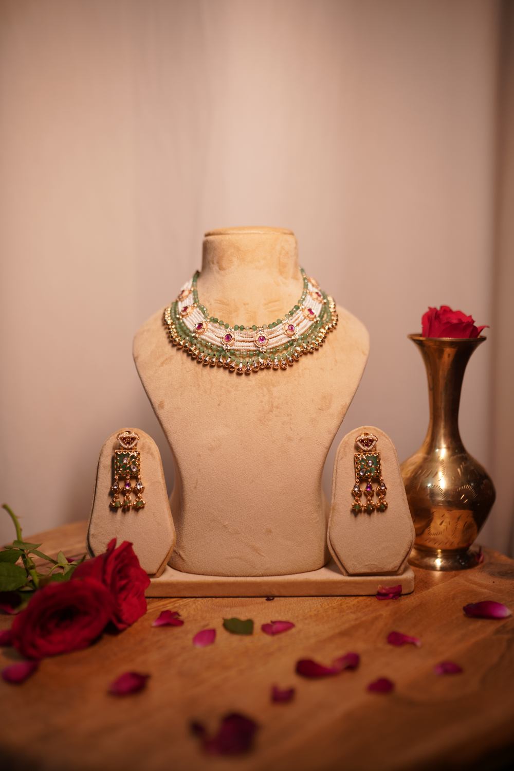 Yadi Pearl Gemstone Necklace Set with antique gold finish