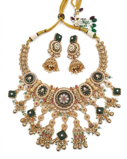 Emerald Kundan Necklace Set